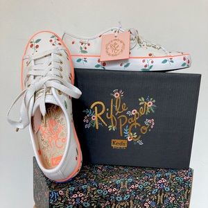 KEDS X RIFLE PAPER Berry Print Leather Sneaker
7M